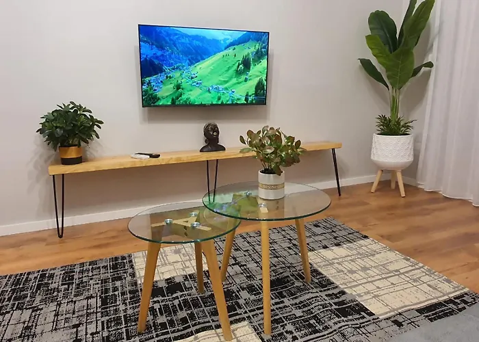 Center Of Enes's Lägenhet Tirana